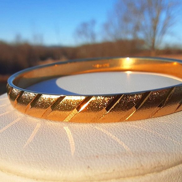 Vintage Signed Monet M Gold Tone Bangle Bracelet